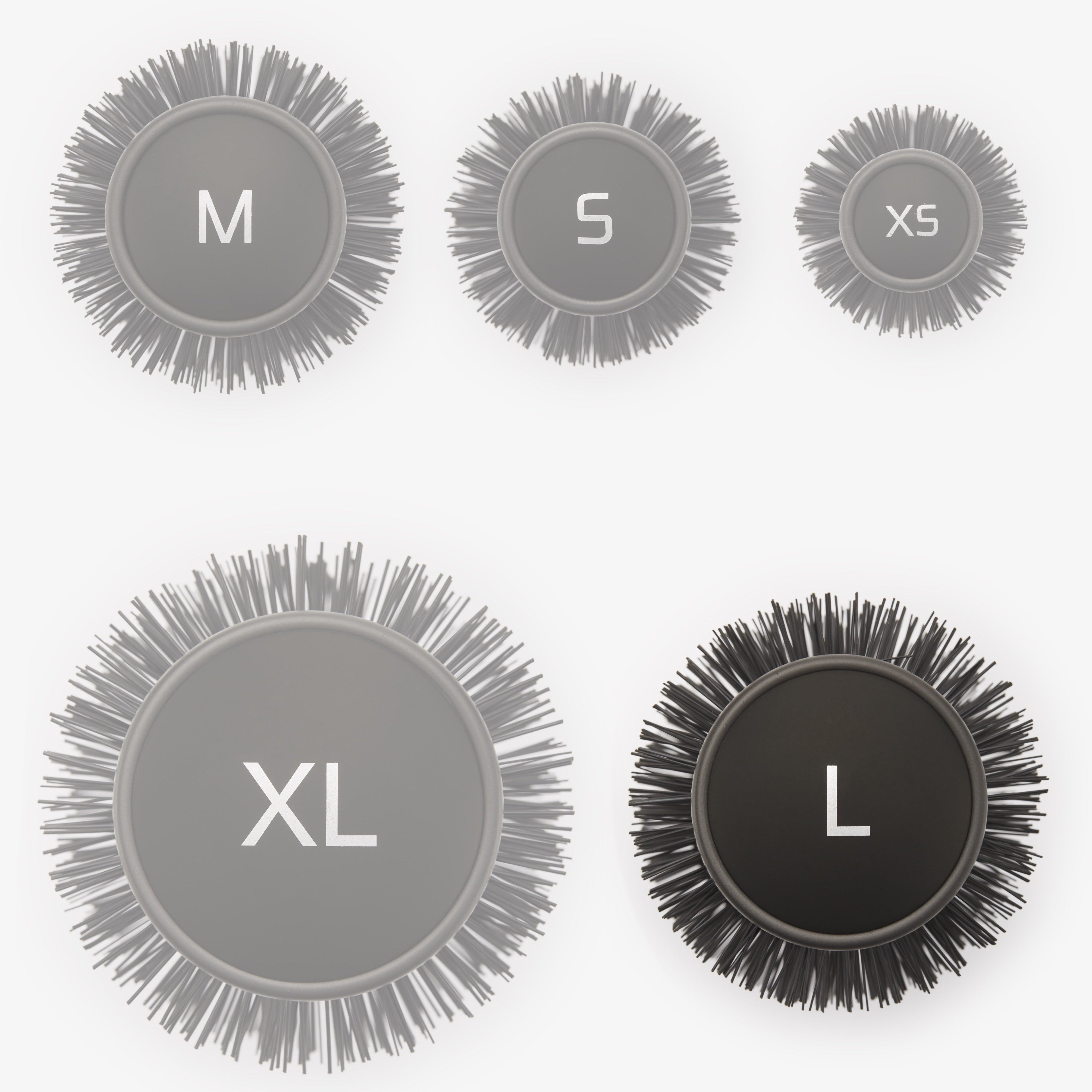 Atelier Graphite Haarbürste in elegantem Schwarz – professionelle Stylingbürste, Rundbürste Größe L Größenvergleich