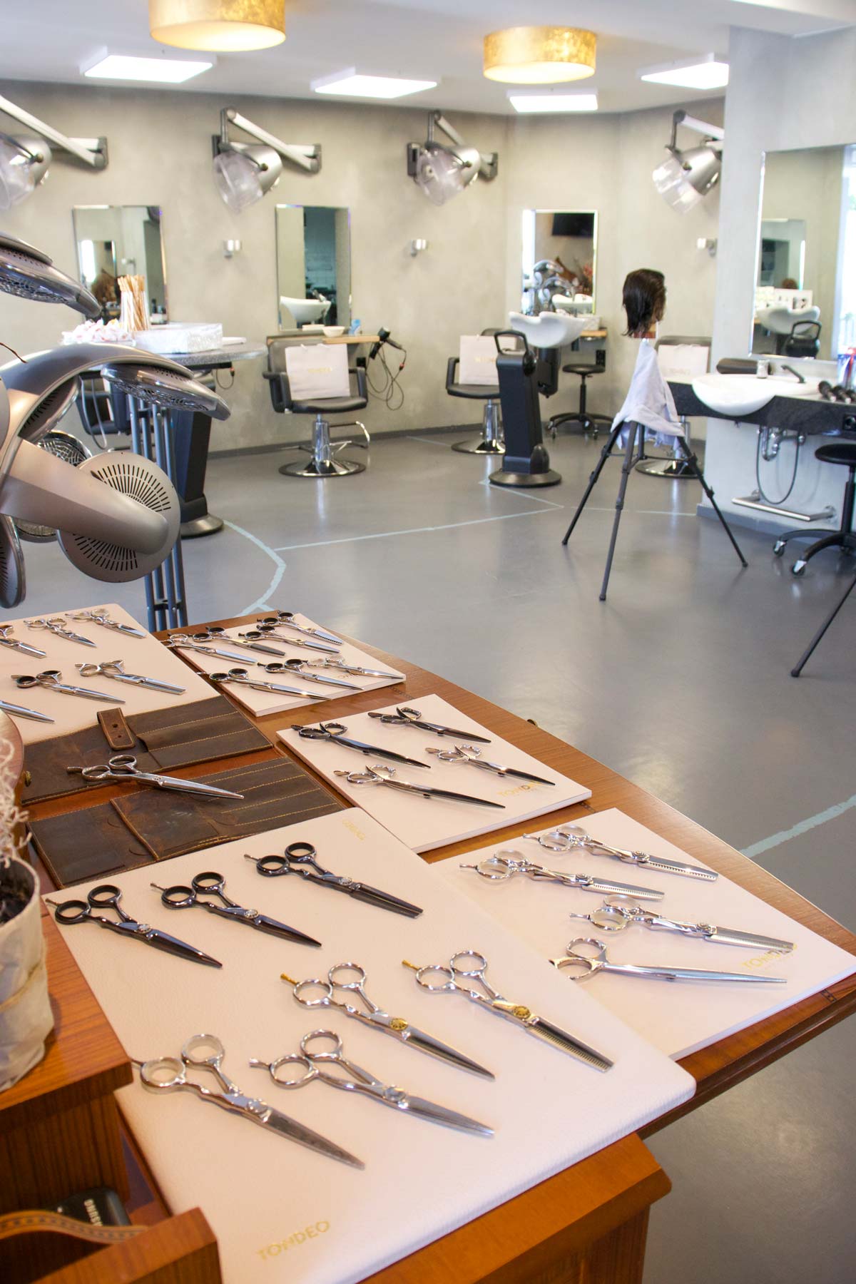 Hochwertige Friseurscheren im Salon