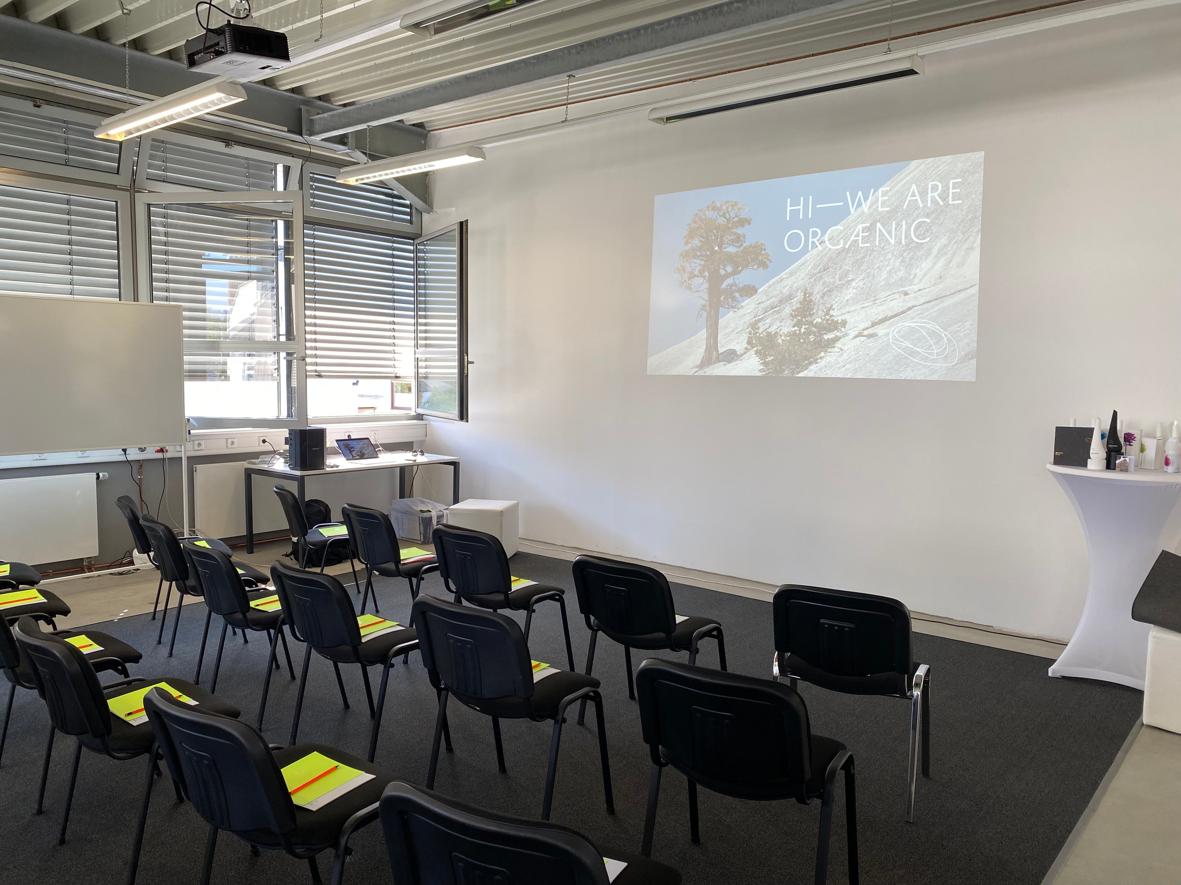 Seminarraum Präsentation Friseurscheren Workshop