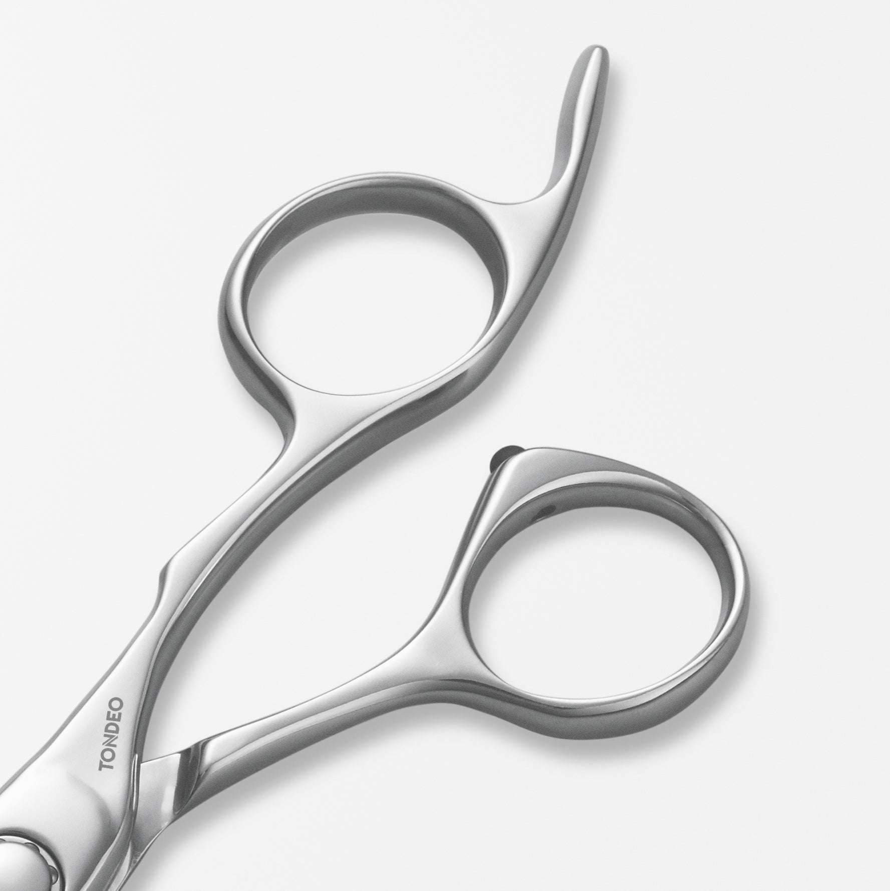 Hochwertige professionelle Friseurschere Nahaufnahme